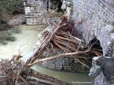 fiume burano. ponte romano. alluvione novembre 2013.